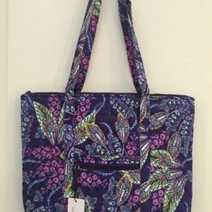 NWT VERA BRADLEY VILLAGER in BATIK LEAVES
